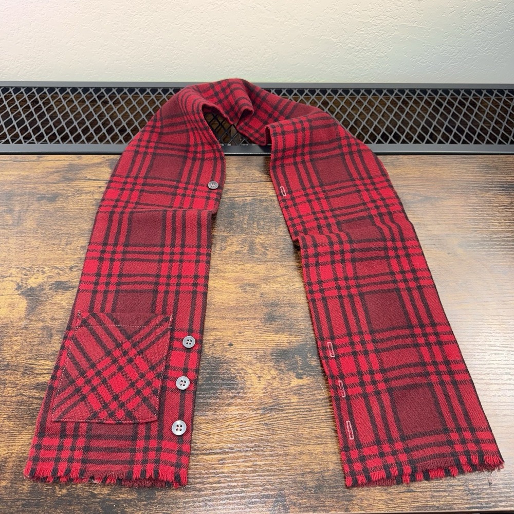 Vintage Plaid Scardigan Burgundy Red Buttoned 100% Wool Scarf Pockets Tartan